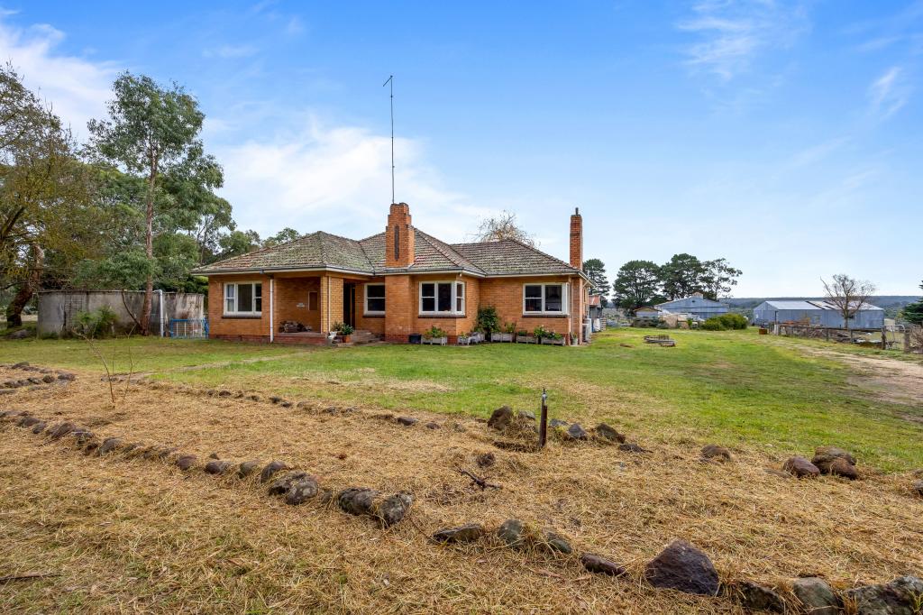 79 Mount Mercer - Dereel Road, Enfield, VIC 3352