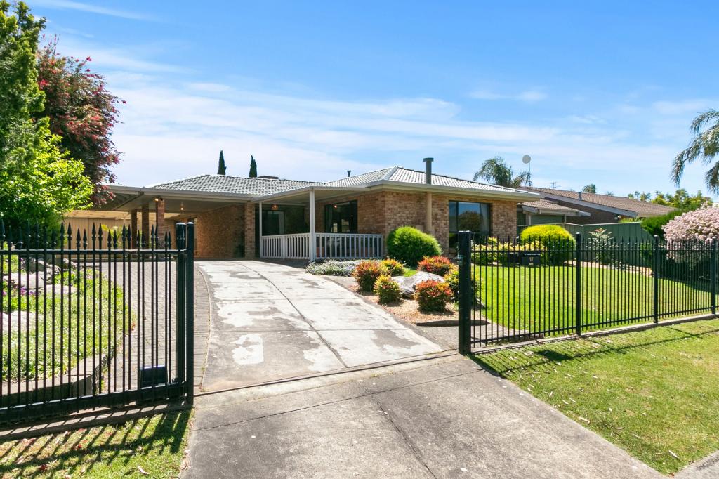 17 HAVEN RD, ABERFOYLE PARK, SA 5159