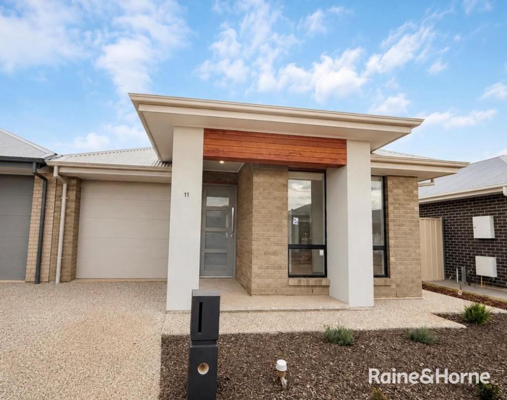 11 Young Ct, Munno Para West, SA 5115