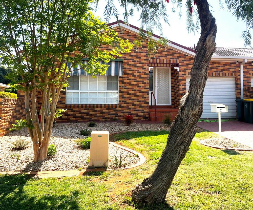 2/7 Meakin St, Griffith, NSW 2680