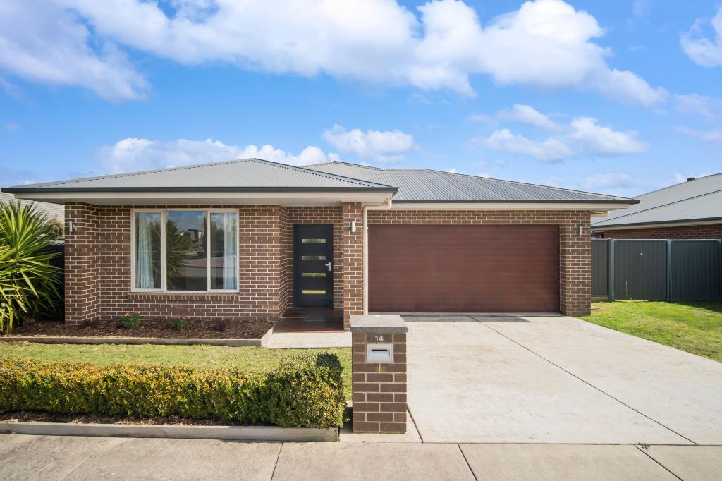 14 Pengelly Rd, Lucas, VIC 3350