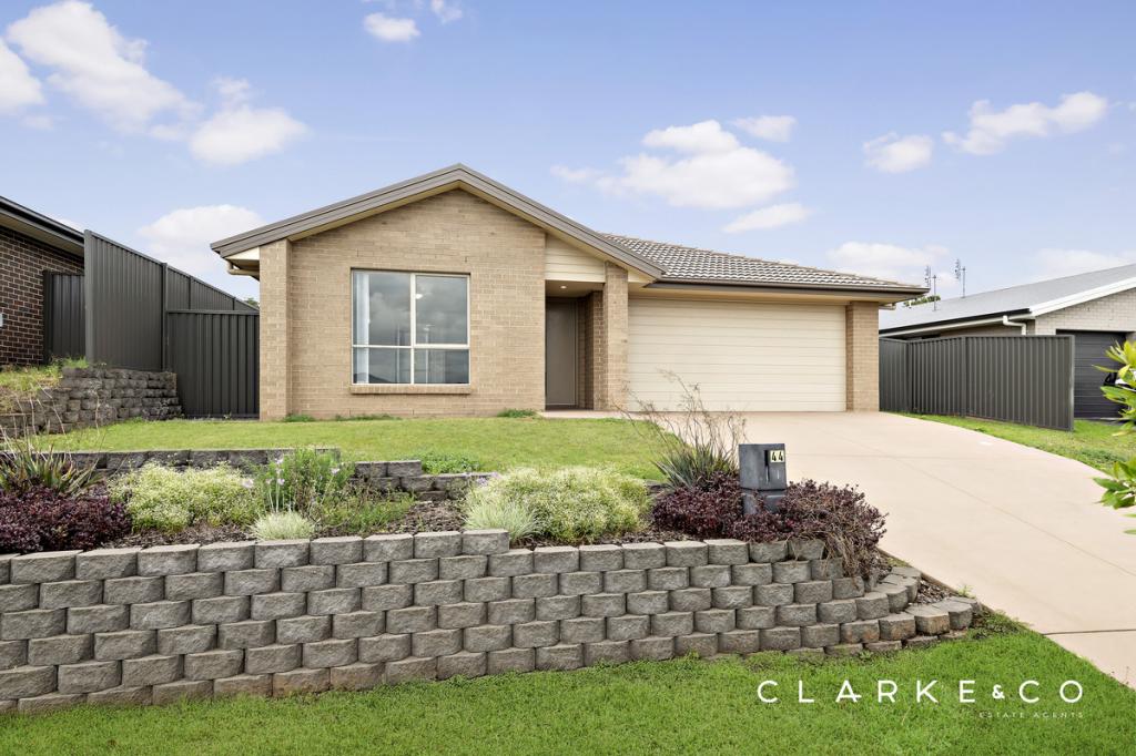 44 Ardennes Cct, Gillieston Heights, NSW 2321