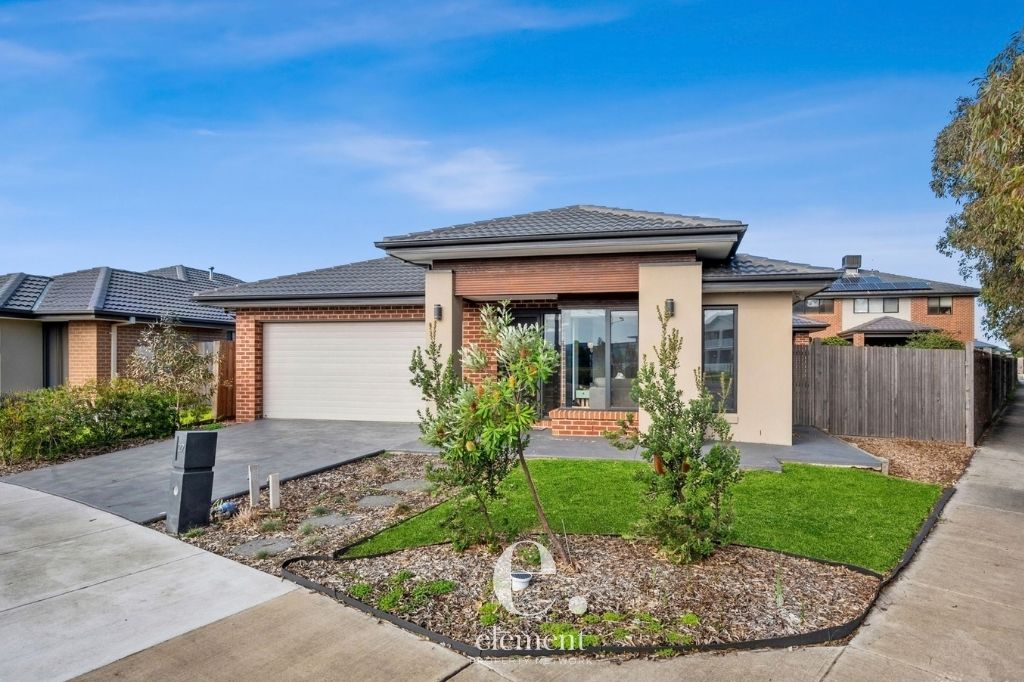 27 MULBERRY ST, ARMSTRONG CREEK, VIC 3217