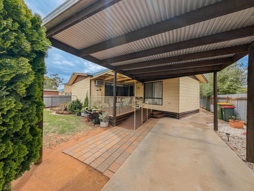 33 Burgoyne St, Kerang, VIC 3579