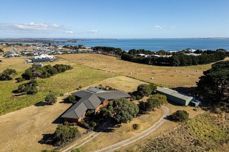 53 Potters Hill Rd, San Remo, VIC 3925