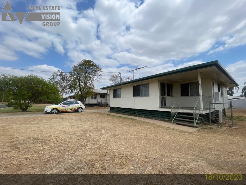 22 Mangrove St, Blackwater, QLD 4717
