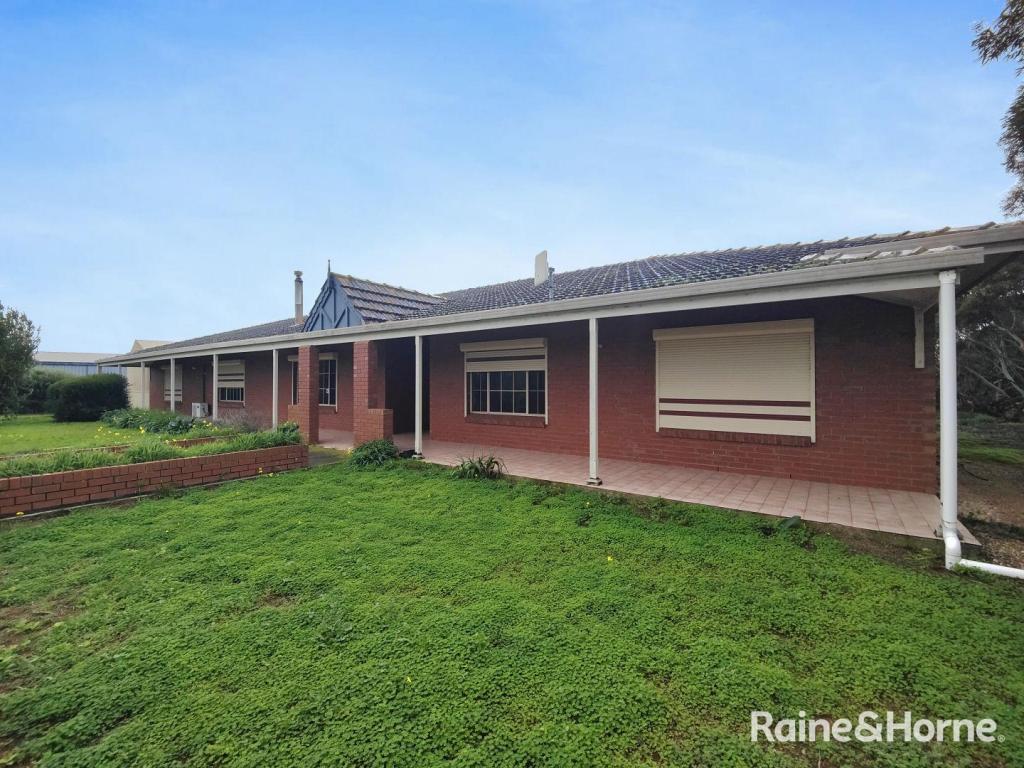 3 Queen Louisa Dr, Long Flat, SA 5253