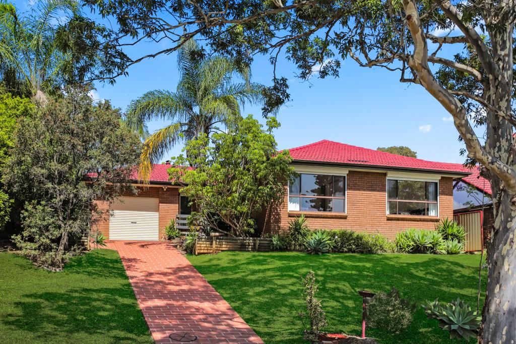 4 Hutchins Cres, Kings Langley, NSW 2147