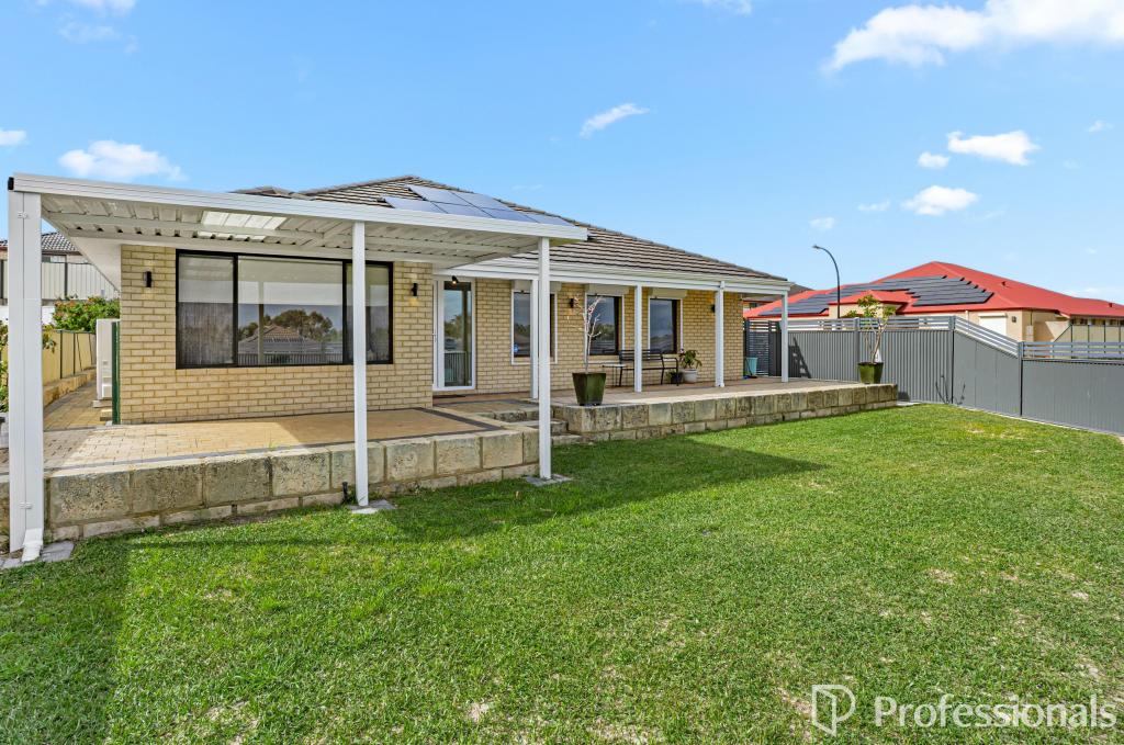 15 Sheffield Bend, Success, WA 6164