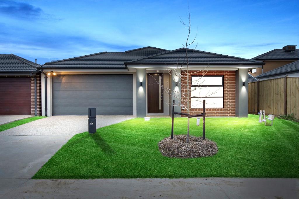 30 GIRONA DR, CLYDE NORTH, VIC 3978