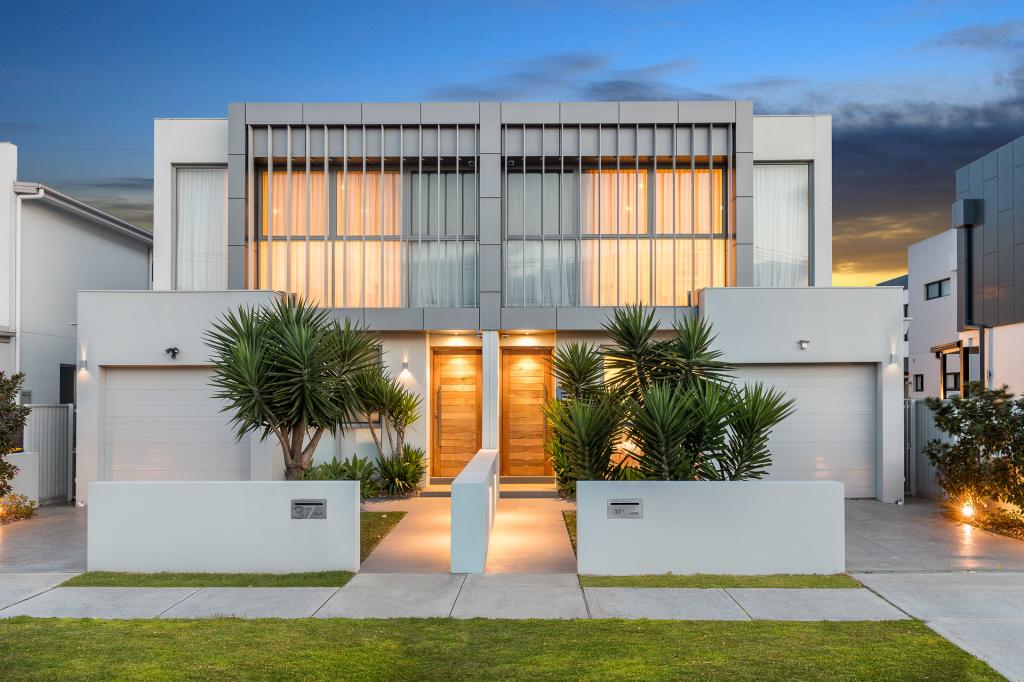 37 Eyre St, Chifley, NSW 2036