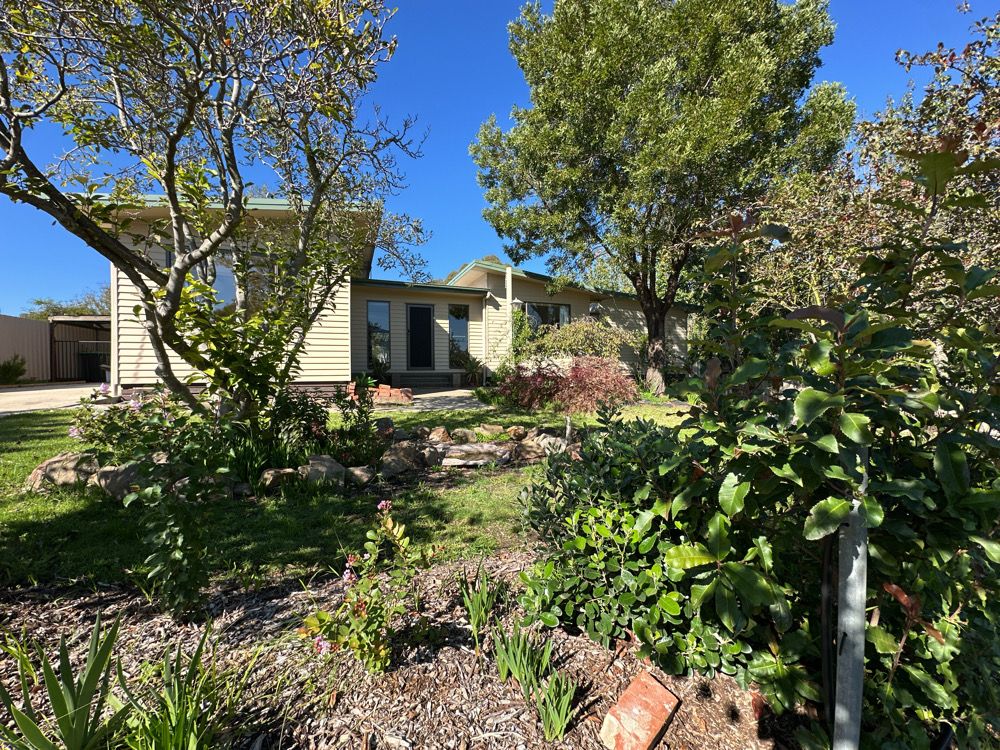 165 Harris St, Corryong, VIC 3707