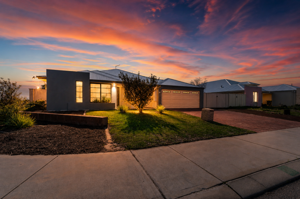 31 Mona Vale Loop, Ellenbrook, WA 6069
