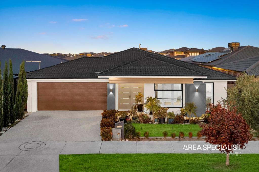 17 Picnic Ave, Clyde North, VIC 3978