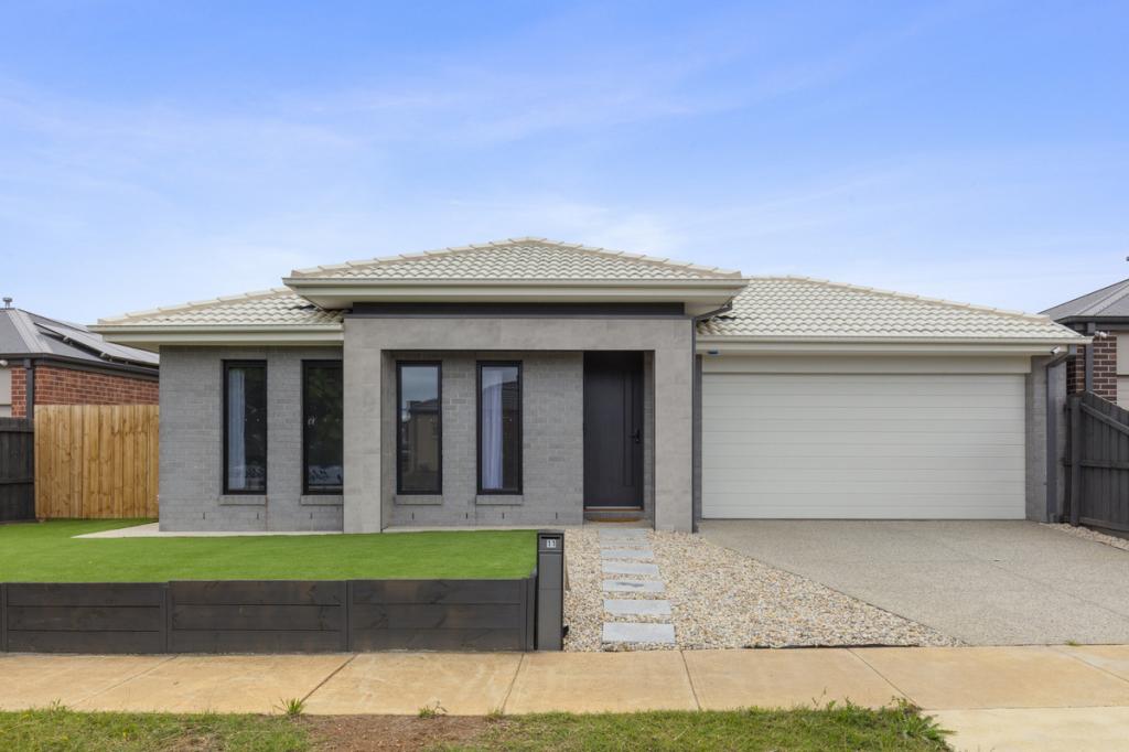 11 Felix St, St Leonards, VIC 3223