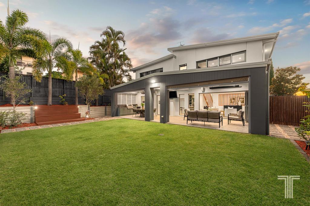 54 Herbert St, Camp Hill, QLD 4152