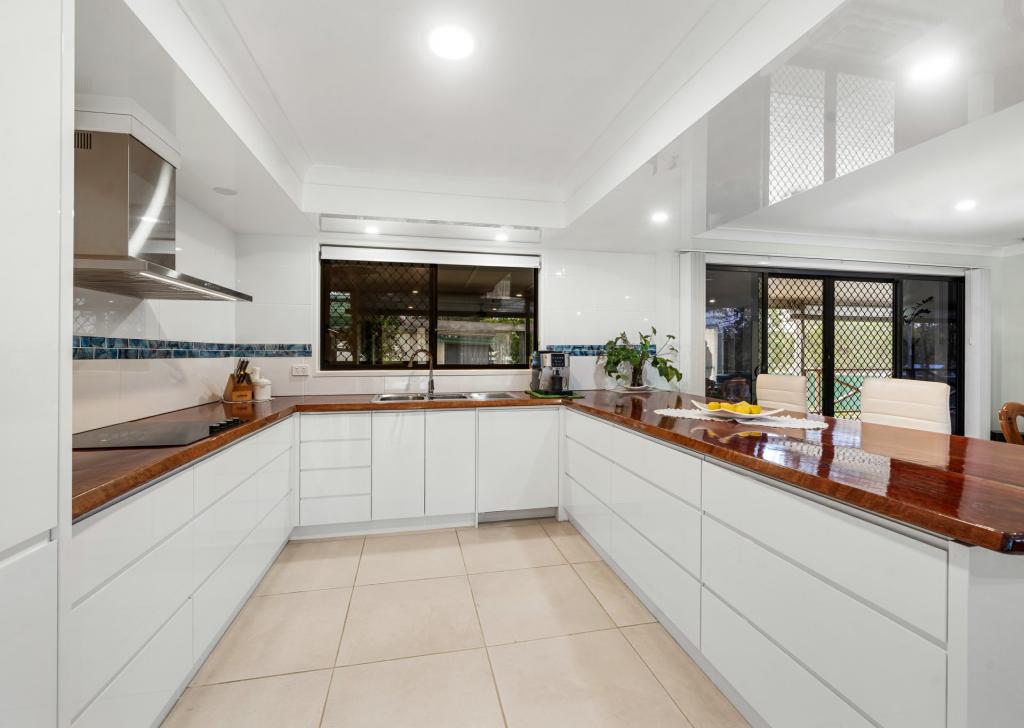 179 Crumpton Dr, Blackbutt, QLD 4314