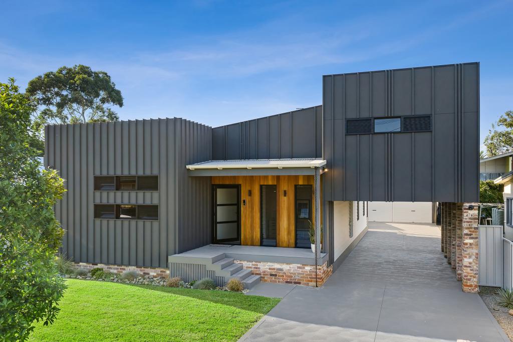 11 Colleen St, Berkeley Vale, NSW 2261