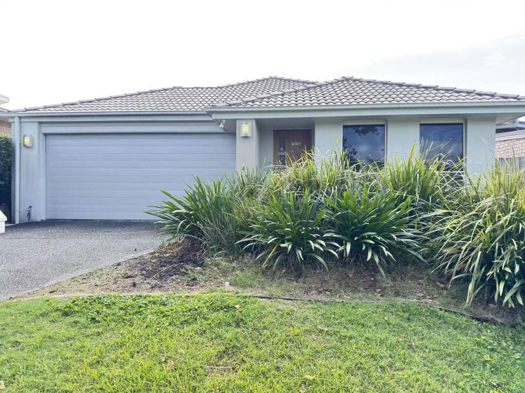 35 Troy Knight Dr, Pimpama, QLD 4209
