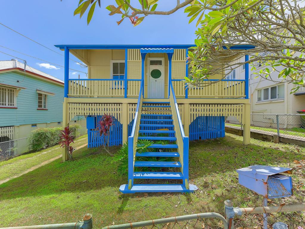 33 Denman St, Greenslopes, QLD 4120