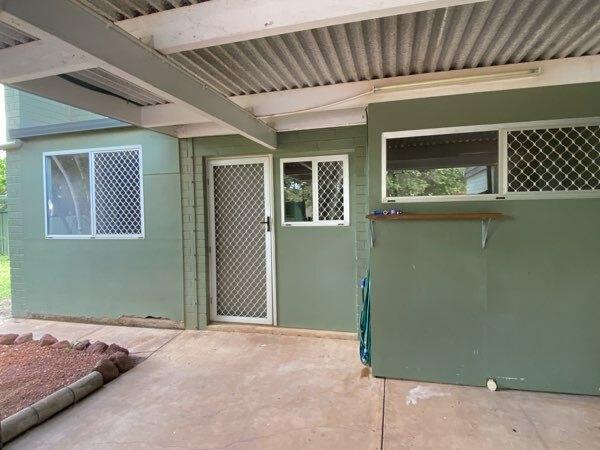 1/2 Delonix Ct, Rocky Point, QLD 4874