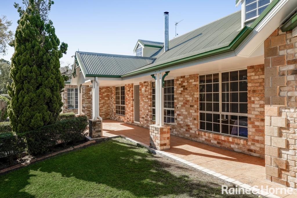 2 Mally Rd, Hodgson Vale, QLD 4352