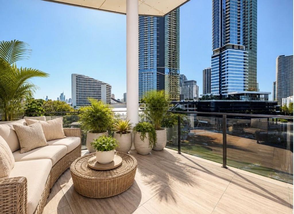 702/9 Hooker Bvd, Broadbeach Waters, QLD 4218
