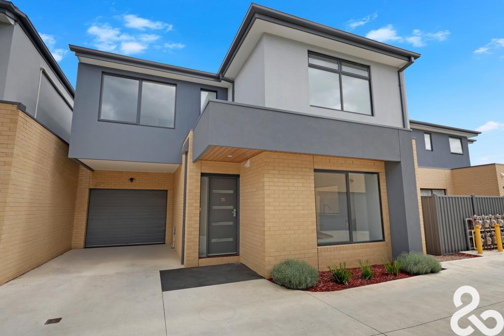 11/61 BLACK BRAES BVD, MERNDA, VIC 3754