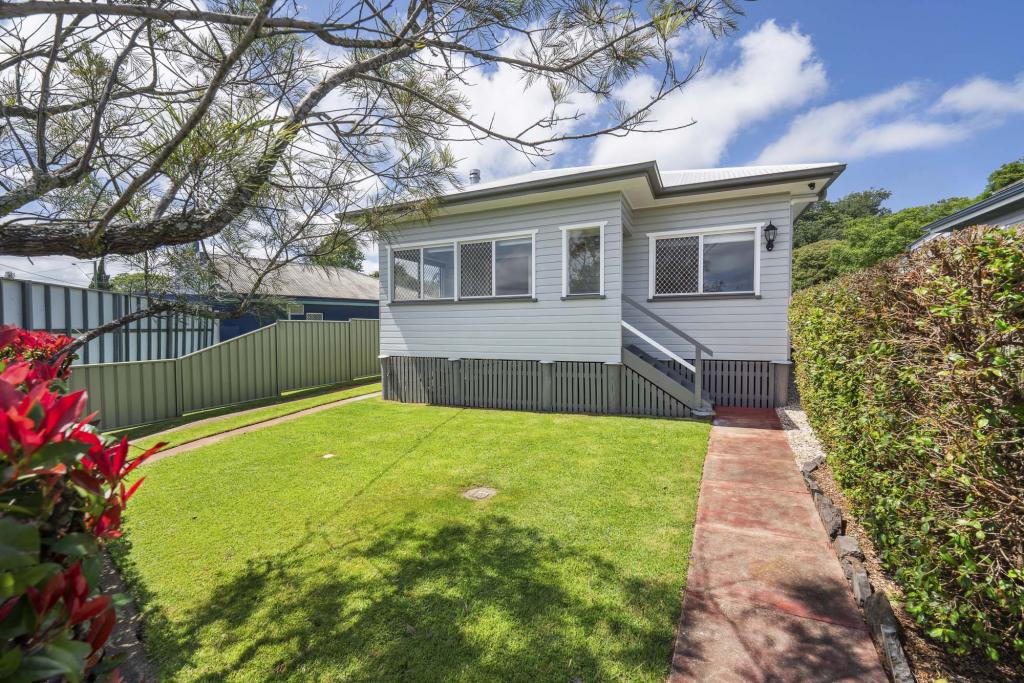 288 Bridge St, Newtown, QLD 4350