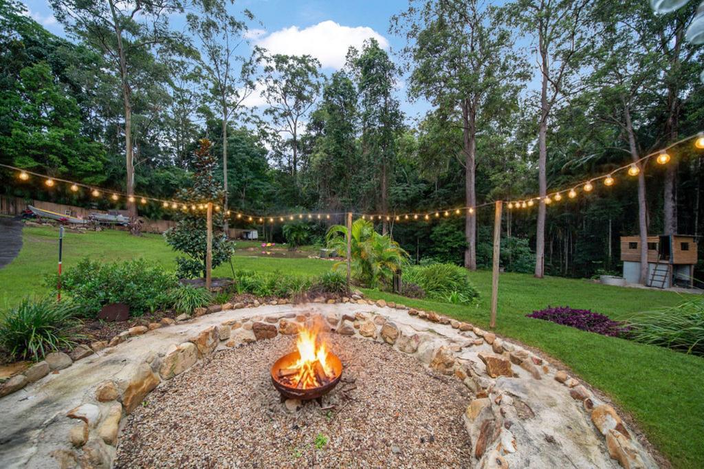 12 Guilfoyle Ct, Mooloolah Valley, QLD 4553