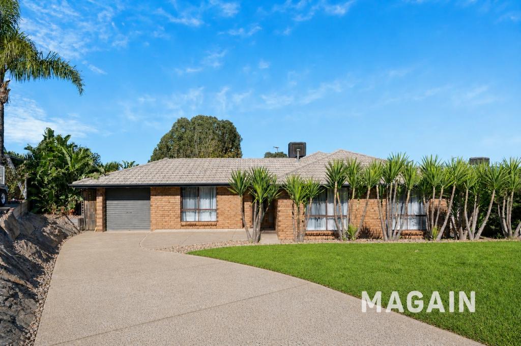 8 Eloise Ct, Woodcroft, SA 5162