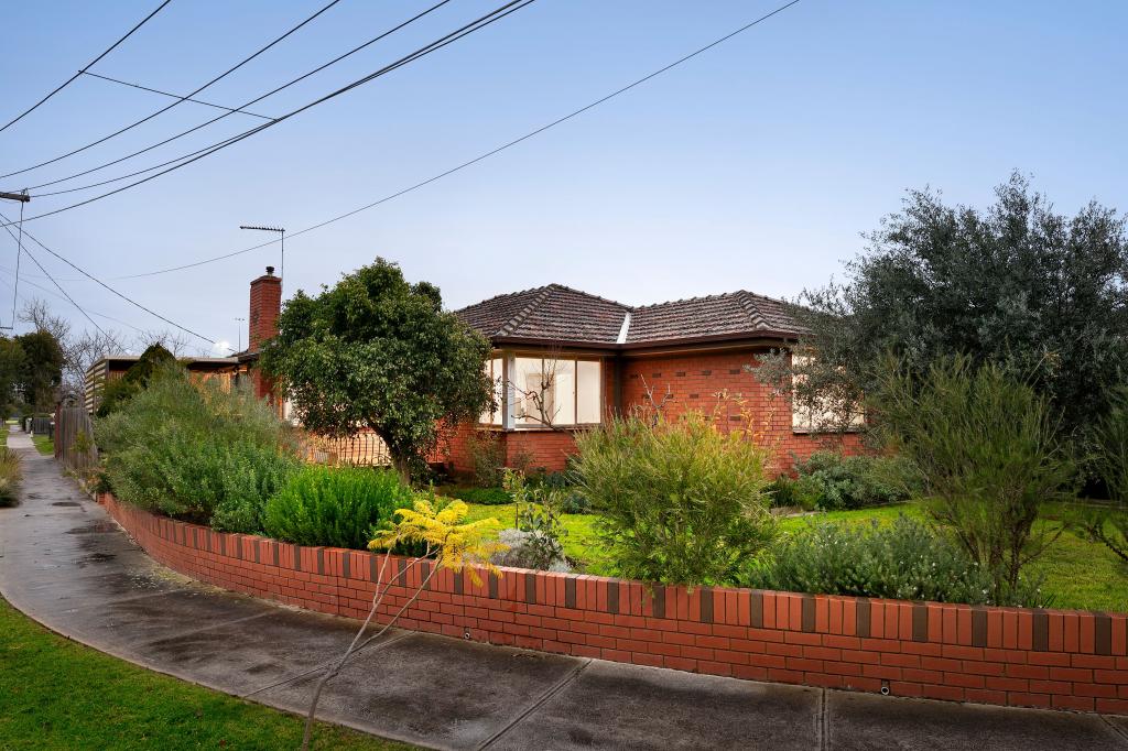 1 ST JAMES ST, HADFIELD, VIC 3046