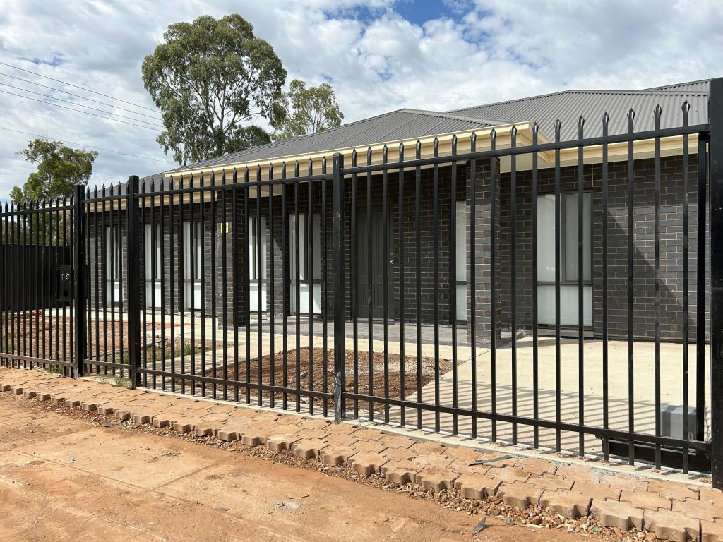 19 Cambridge St, Brahma Lodge, SA 5109