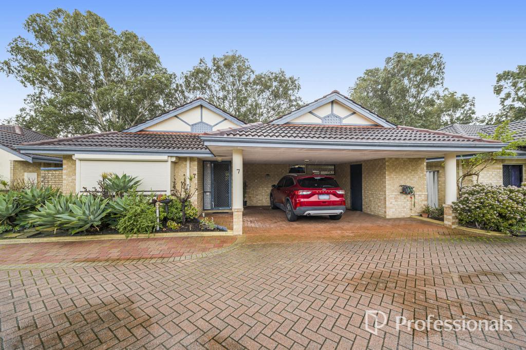 7/30 Winchester Pl, Ballajura, WA 6066