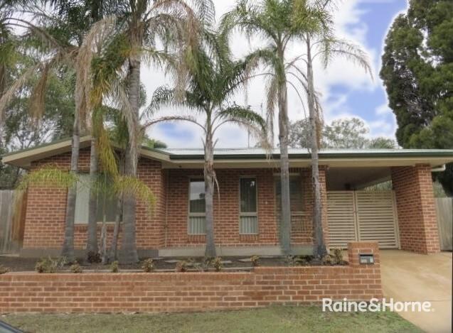 1 James Pl, Castle Hill, NSW 2154