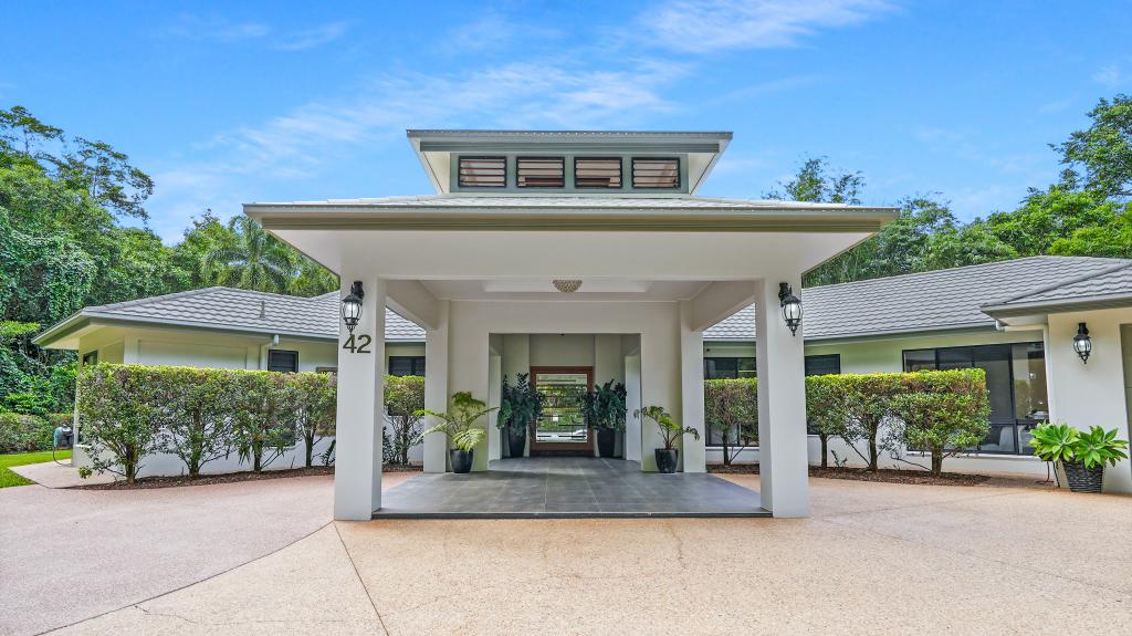 42-44 Osprey Cl, Bayview Heights, QLD 4868