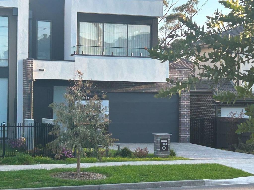 Contact Agent For Address, Doncaster East, VIC 3109