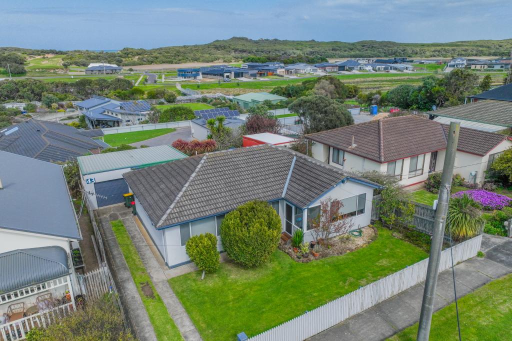 43 DAVIS ST, WARRNAMBOOL, VIC 3280