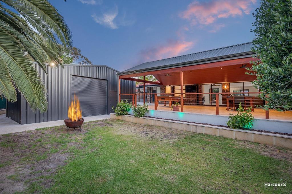 19 Brookside Ave, Kelmscott, WA 6111