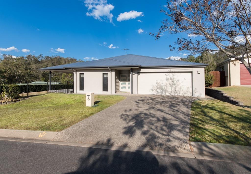 3 Oaklands Pl, Upper Kedron, QLD 4055