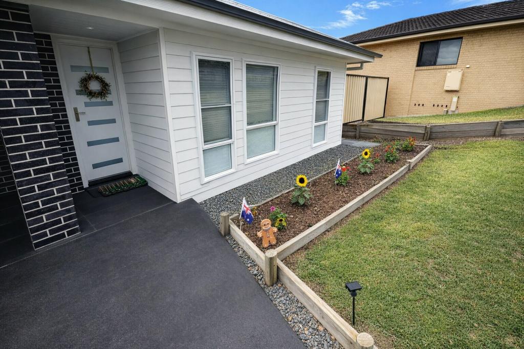 18a Lakkari Cl, Taree, NSW 2430