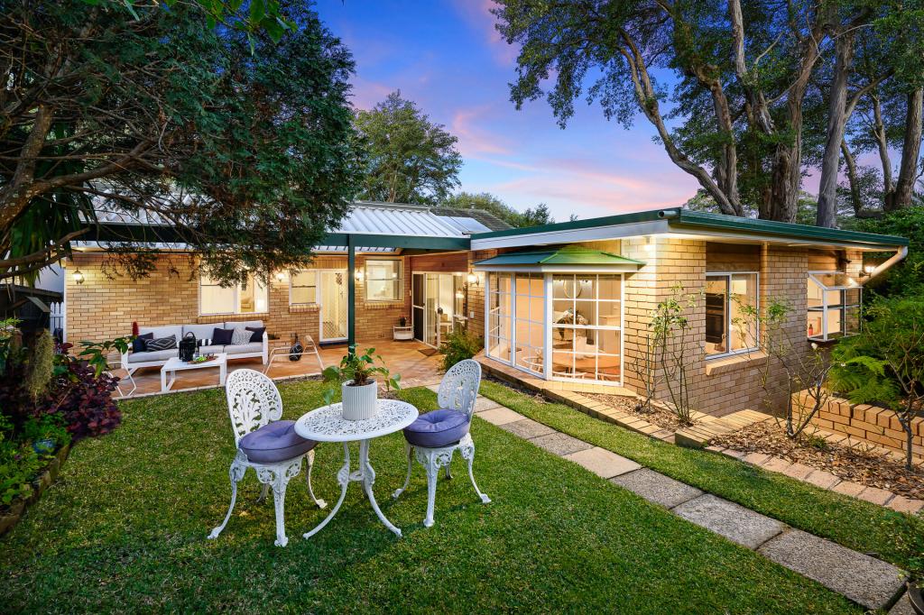 22 Ferndale Rd, Normanhurst, NSW 2076