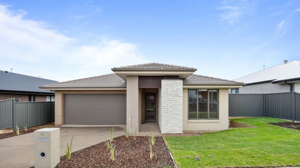 10 Whatman St, Lucas, VIC 3350