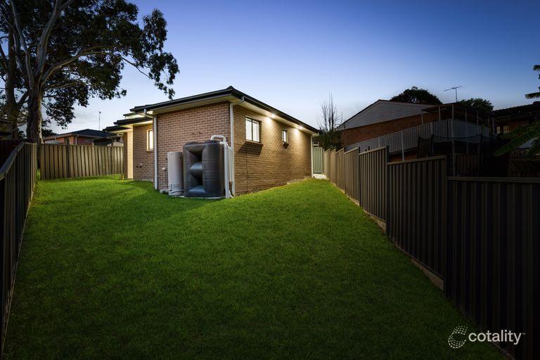 23a Hewitt Pl, Minto, NSW 2566