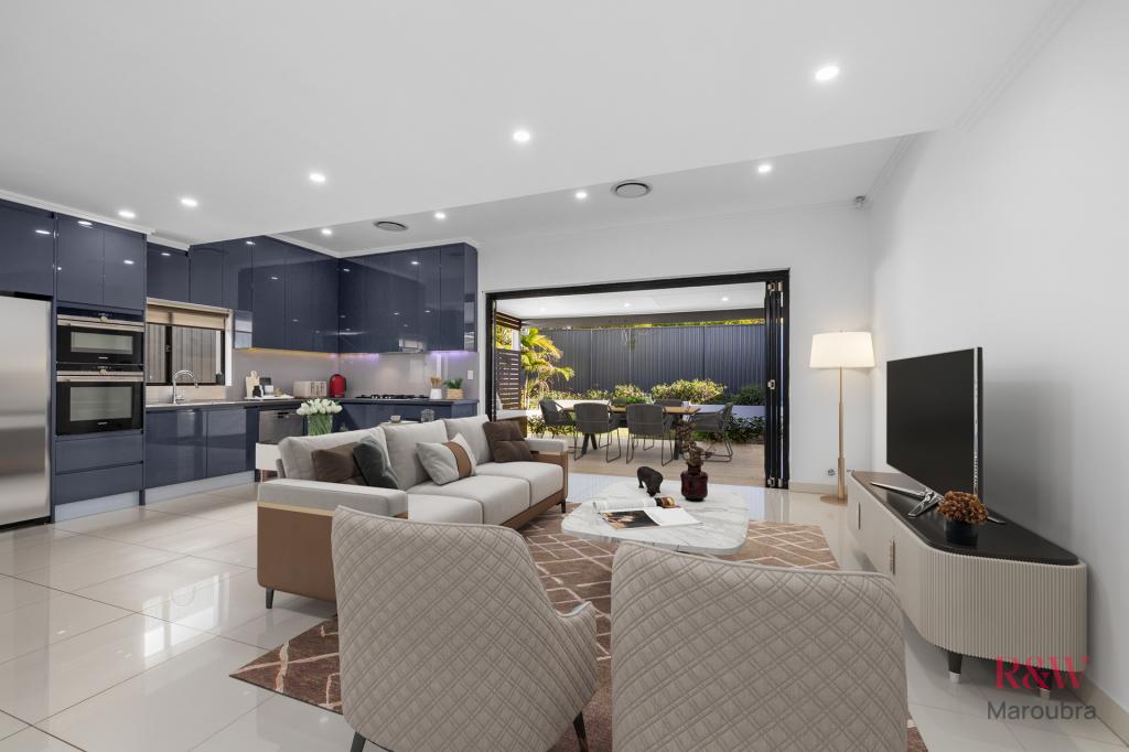 5a Dampier St, Chifley, NSW 2036