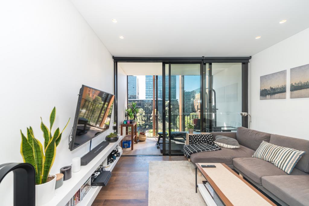 703/8 Central Park Ave, Chippendale, NSW 2008