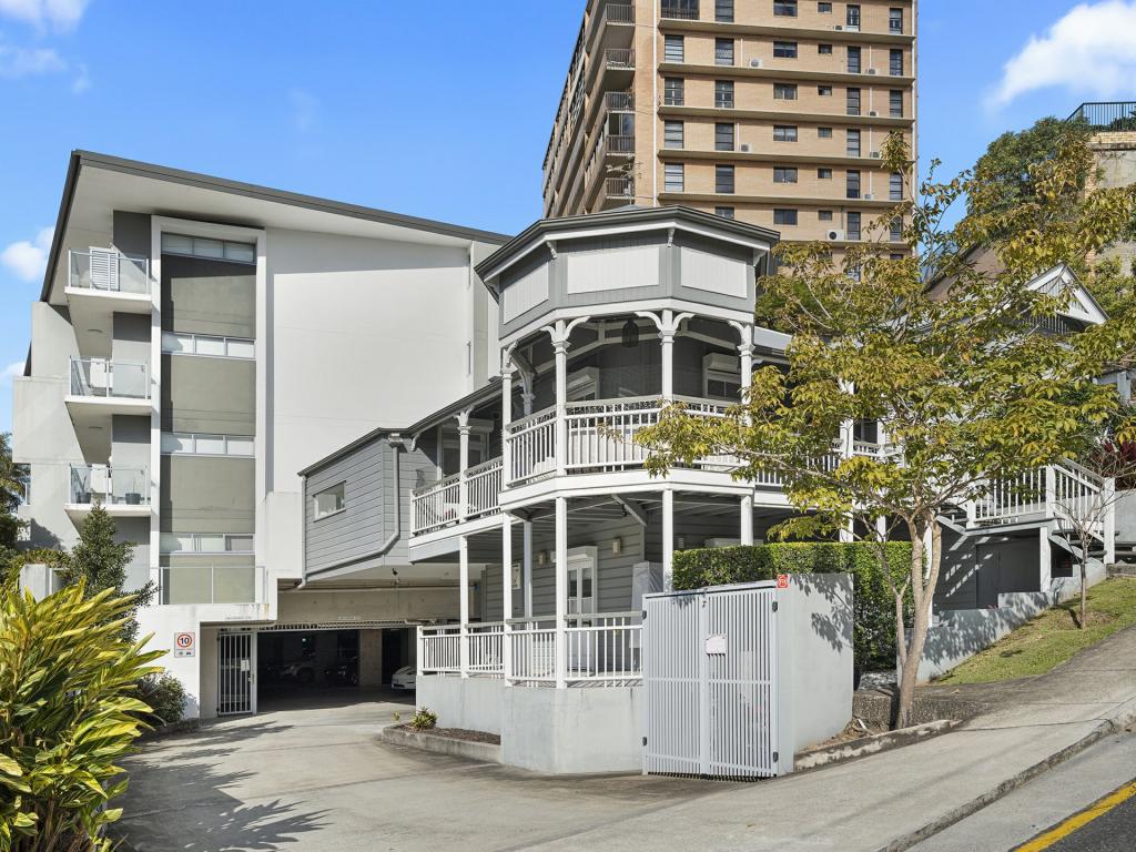 3/16 KINGS RD, TARINGA, QLD 4068