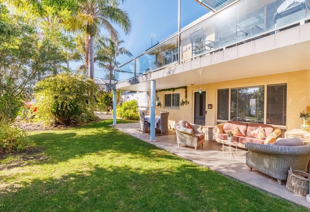 1/2 Bungo St, Eden, NSW 2551