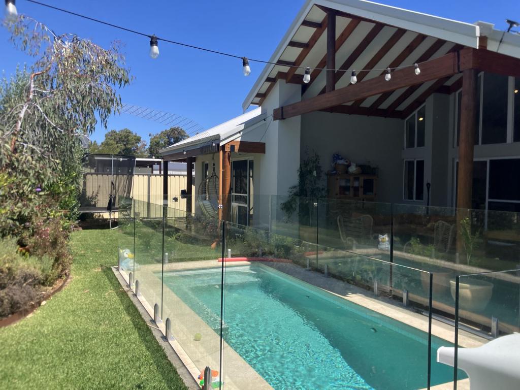 12 Jenkins Rd, Cowaramup, WA 6284