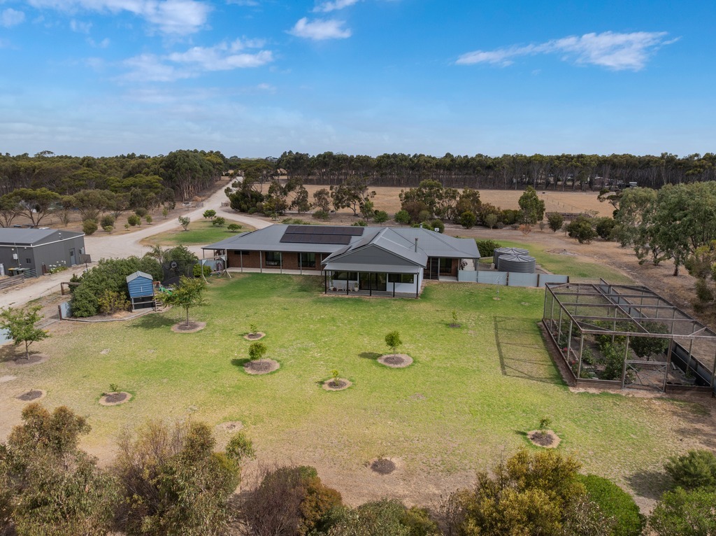 902 Playford Hwy, Menzies, SA 5223